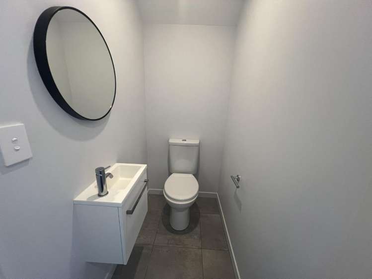 10 Hatric Road 1053_12