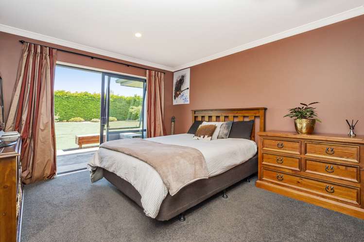 24 Churchlea Place Darfield_13