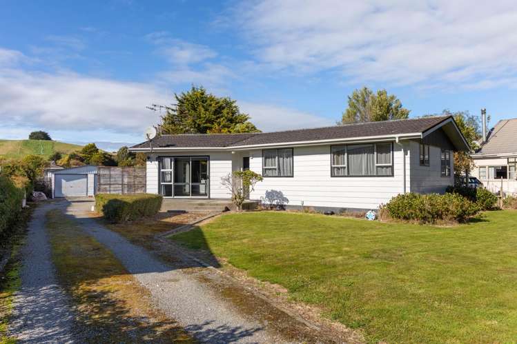 7 Huxley Street Pahiatua_11