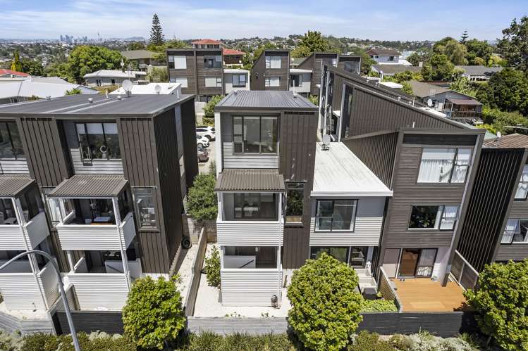 3/15 Chivalry Road Glenfield_16