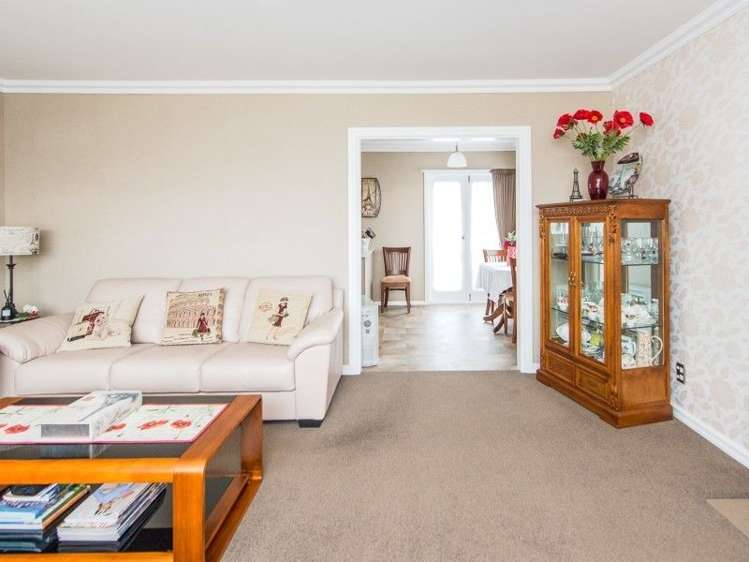 30 Selwyn Crescent College Estate_8