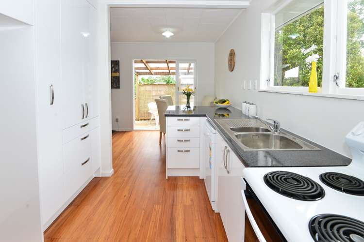 7 Allington Road Massey_6