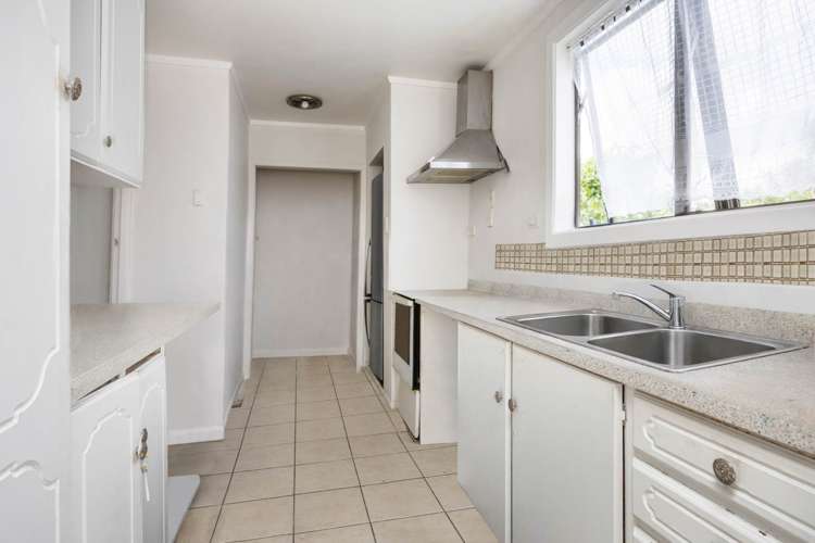 26 Kingdale Road Henderson_9