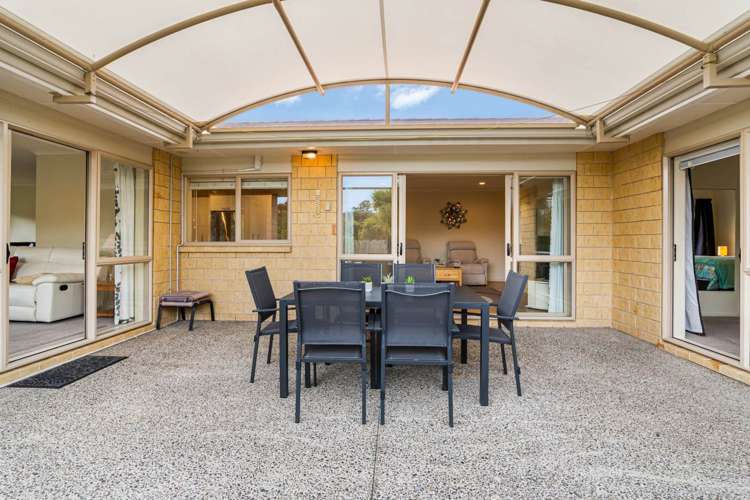 48 Jelas Road Red Beach_10