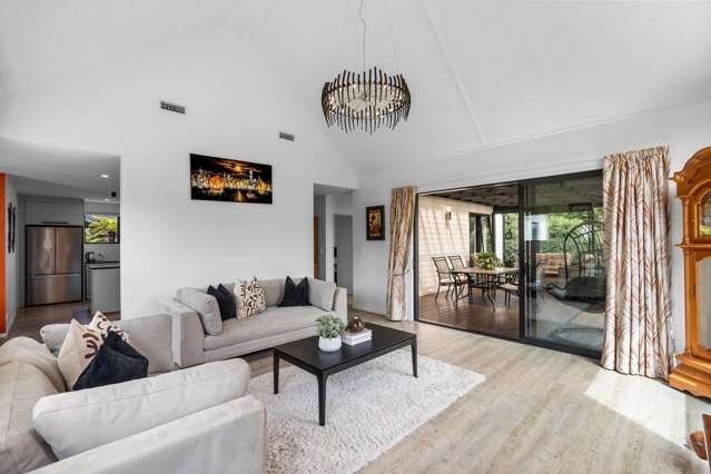 Multi-Zone Living Across from Foster Park