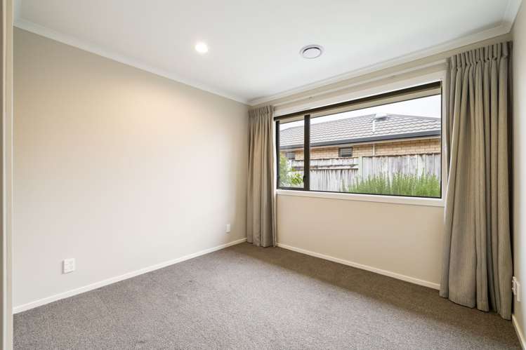 219A College Street West End_9