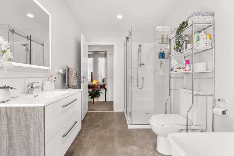 29 Tarata Grove Masterton_10