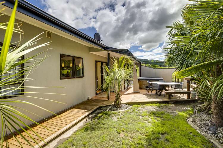 17 Churchill Drive Taradale_15