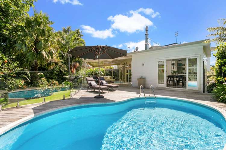 6 Tipene Place Meadowbank_19