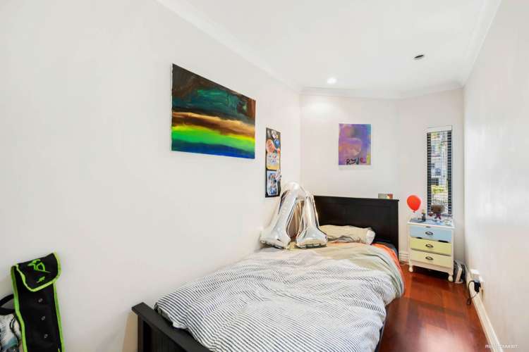 1/177 Hurstmere Road Takapuna_13