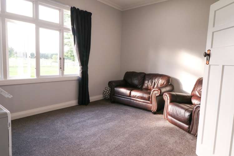 17 Halls Road Pahiatua_10