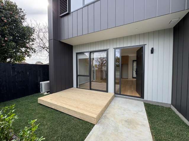 2/13 Thomas Road 10683_1