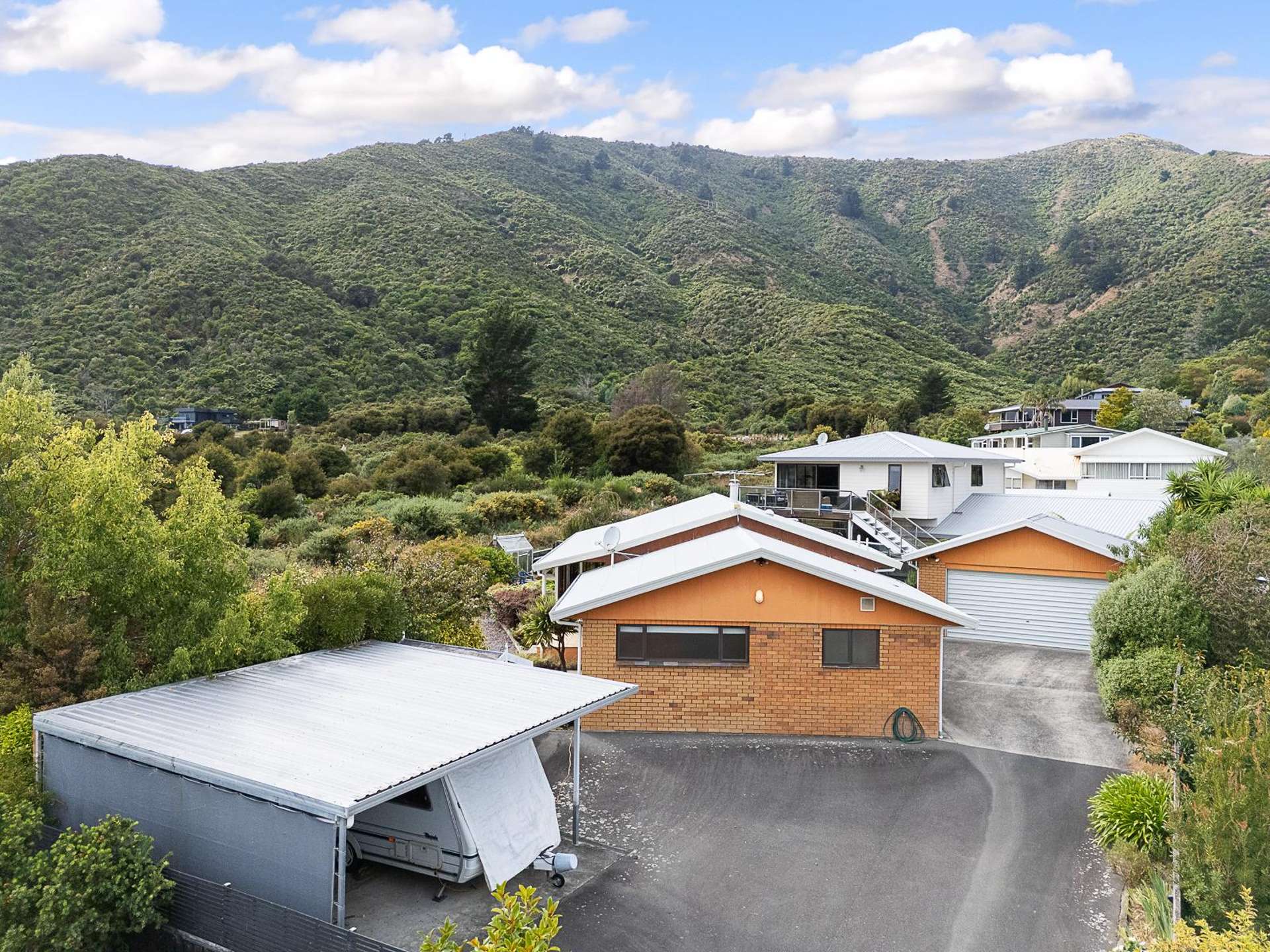 106 Moana View Road Waikawa_0