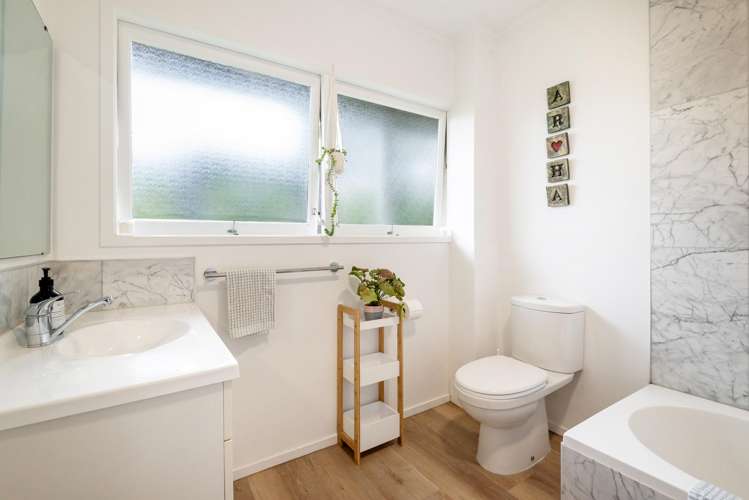 10/77 Old Lake Road Narrow Neck_11