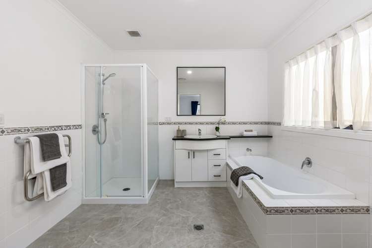 141a Portage Road New Lynn_16