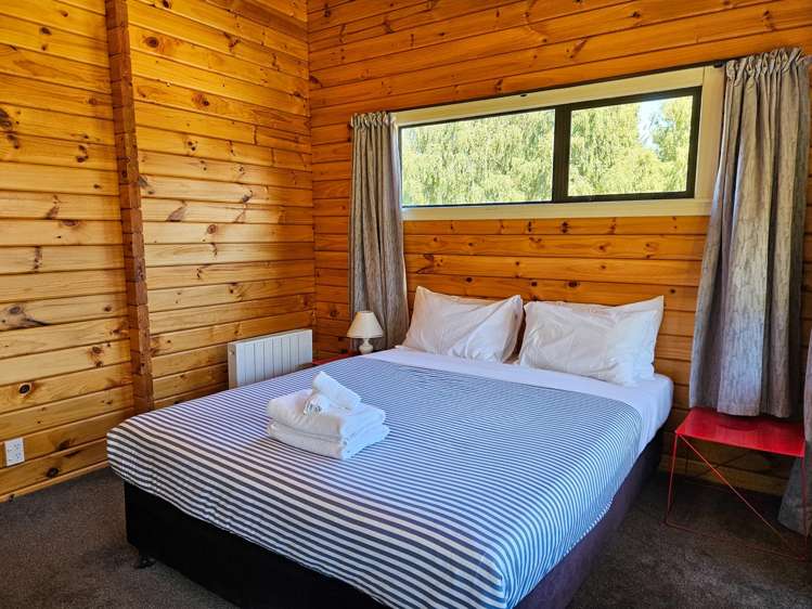 21 Aorangi Crescent Lake Tekapo_16