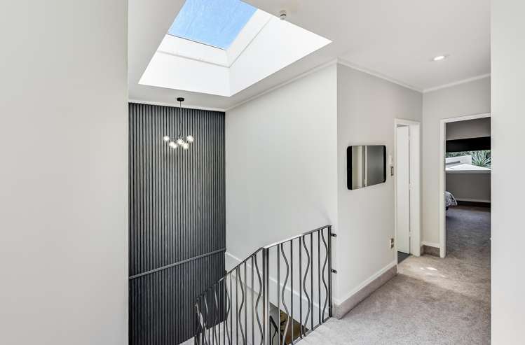 18b Lake Crescent Hamilton Lake_37