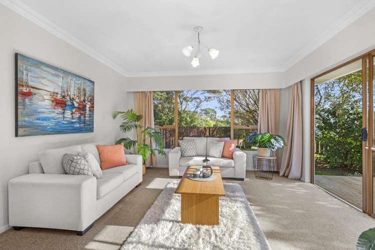 1 Sunshine Rise Raglan_20