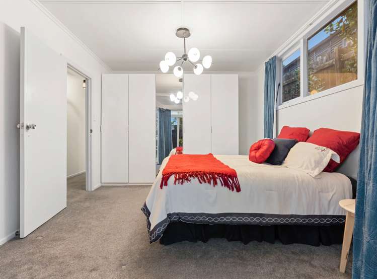 240E Great North Road Henderson_25