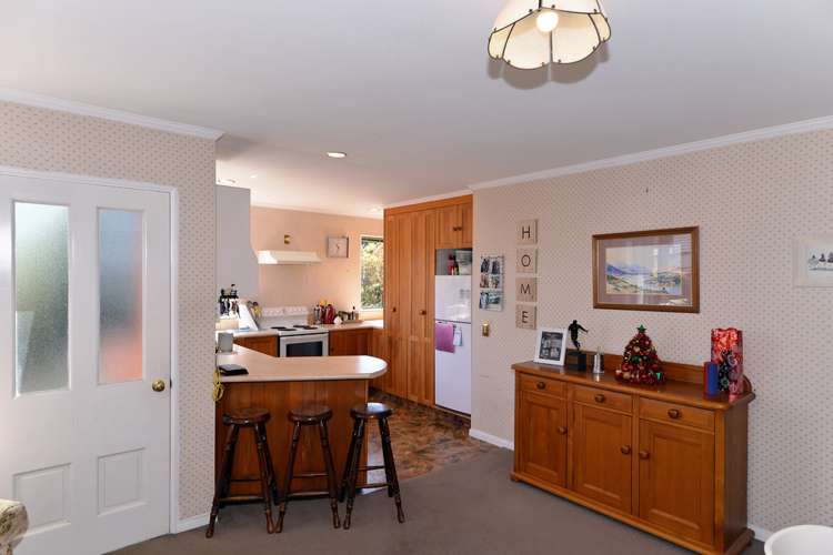 8 Aston Place Richmond_12