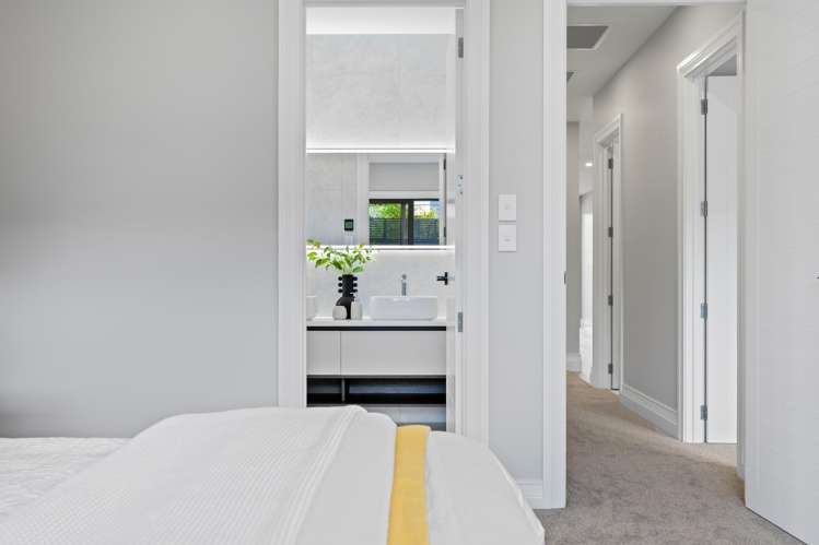 41 Surf View Crescent Red Beach_21