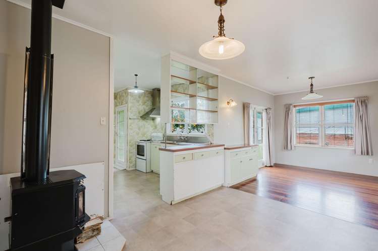 7 Scott Avenue Hamilton East_18