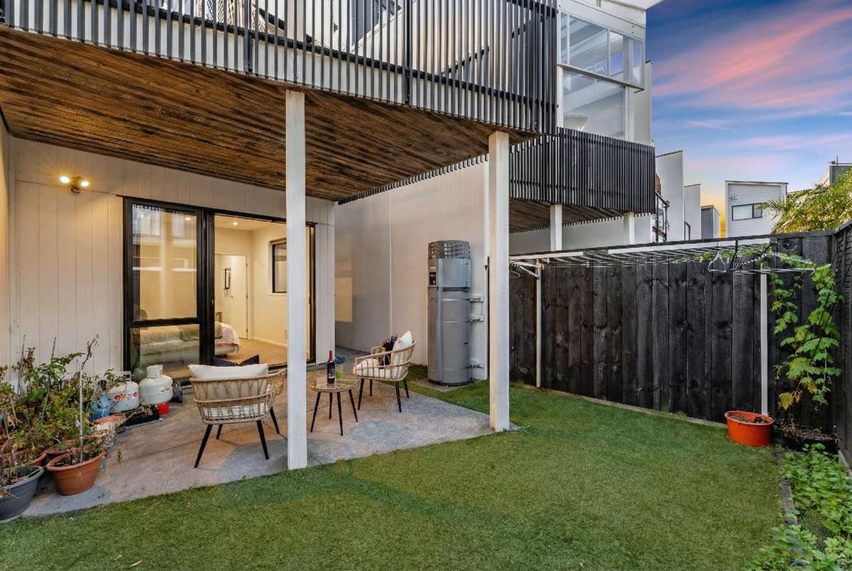 5 William Stratton Lane_2