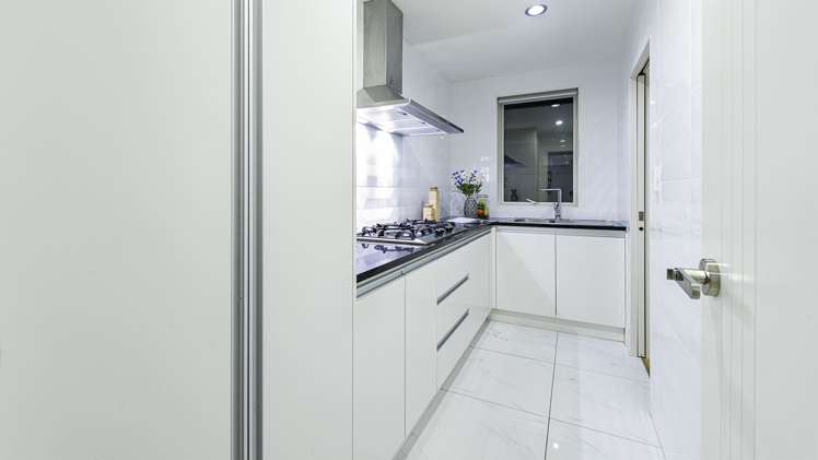 32 Charlestown Drive Flat Bush_7