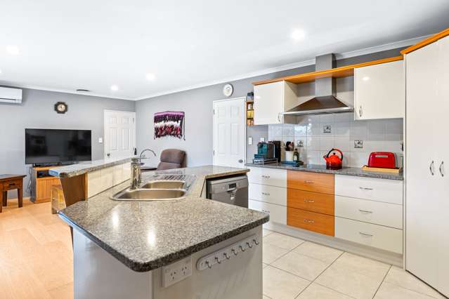 61 Redcastle Drive East Tamaki_3