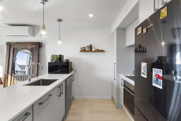 2/5 Paketai Lane Beachlands_5