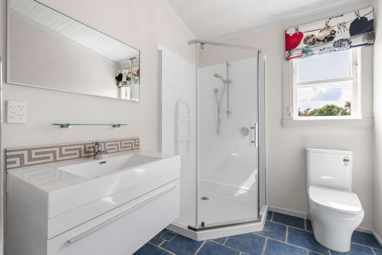 19 Makomako Street 1067_16