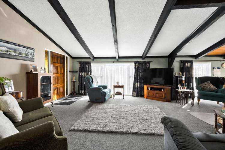 42 Swansea Road Stratford_3