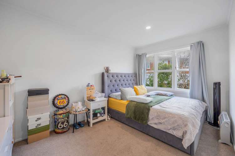 2/18 Fowler Street Northcote_13