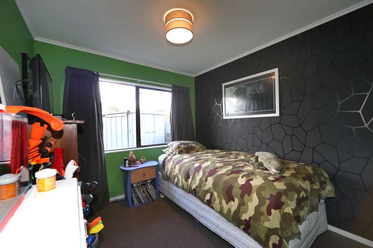 811b Cook Place Raureka_5