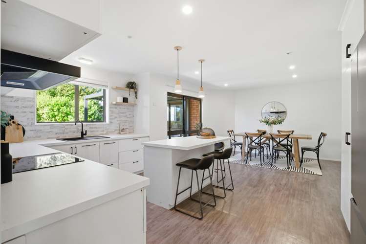 8 Kedleston Drive Avonhead_12