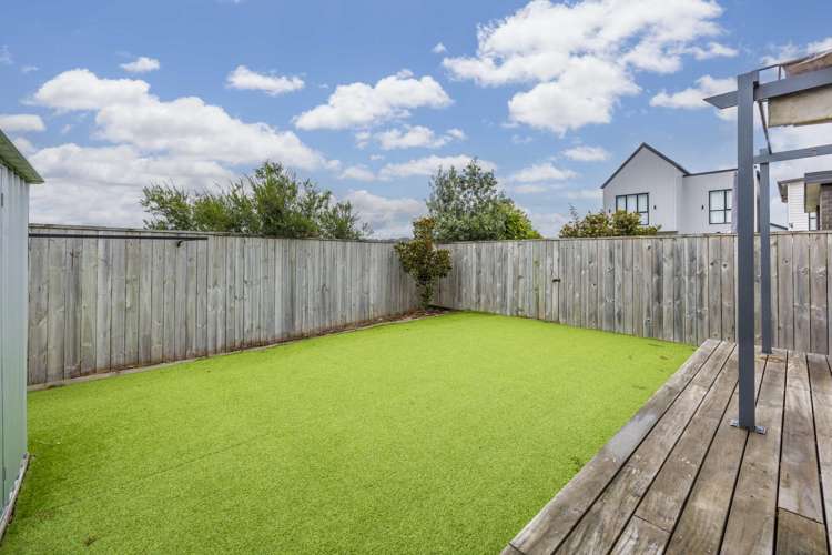 27 Houhora Street Westgate_19