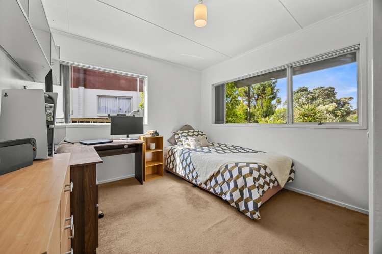 42 Shetland Street Glen Eden_34