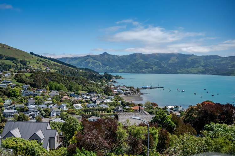 19 Settlers Hill Akaroa_24