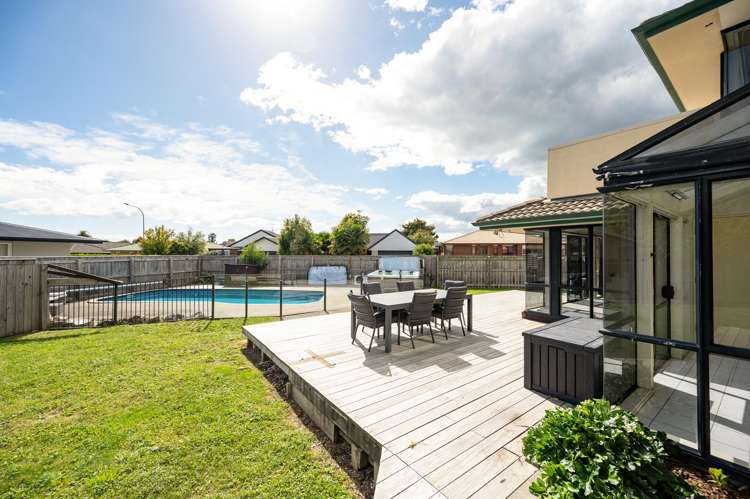 3 Coleridge Place Stoke_21