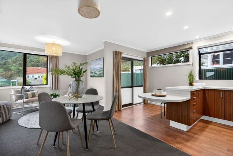 54 Wilkie Crescent Naenae_13