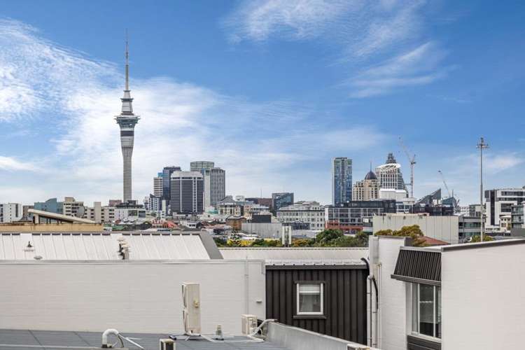 2n/12 Charles Street Mount Eden_9