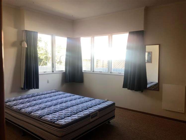 209 Southampton Street West Hastings_5