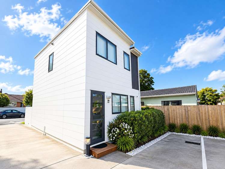 C/4 Roby Street Te Atatu Peninsula_12