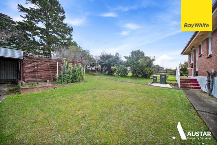 56 Beaubank Road Kelston_14