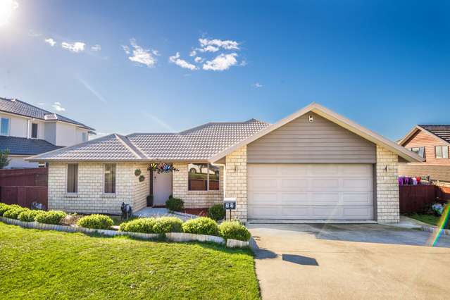 23 Tongariro Drive Aotea_1