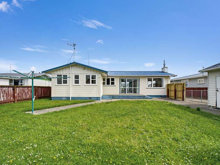 8 Mark Perreau Place Foxton_21