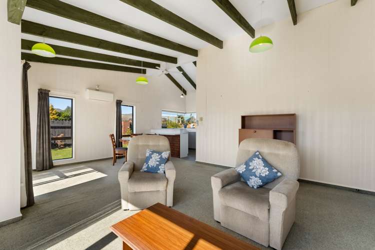 1/40 Burleigh Road Redwoodtown_12