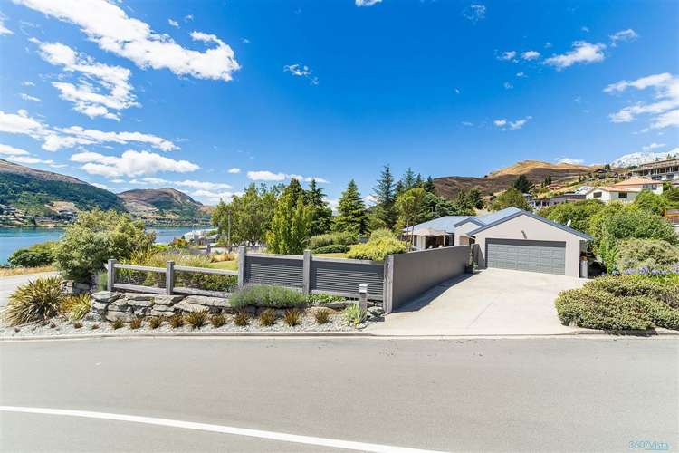 2 Balmoral Drive Kelvin Heights_19