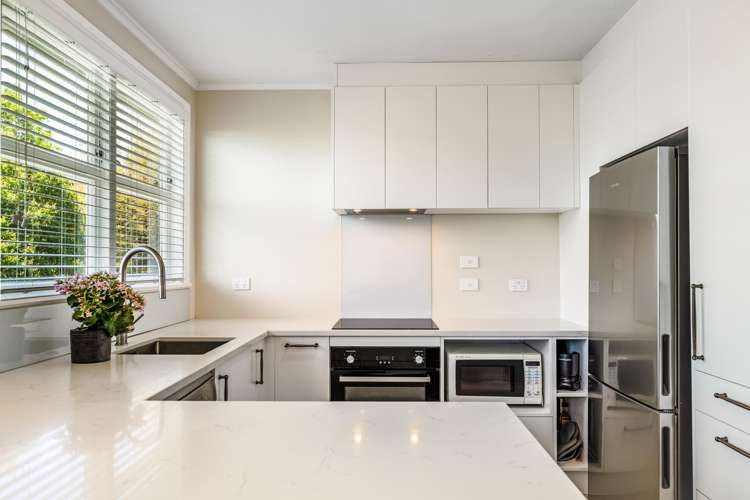 6/14 Edison Place St Heliers_2