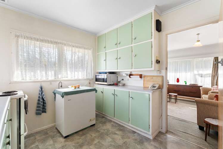 1 Marsh Avenue Forrest Hill_12